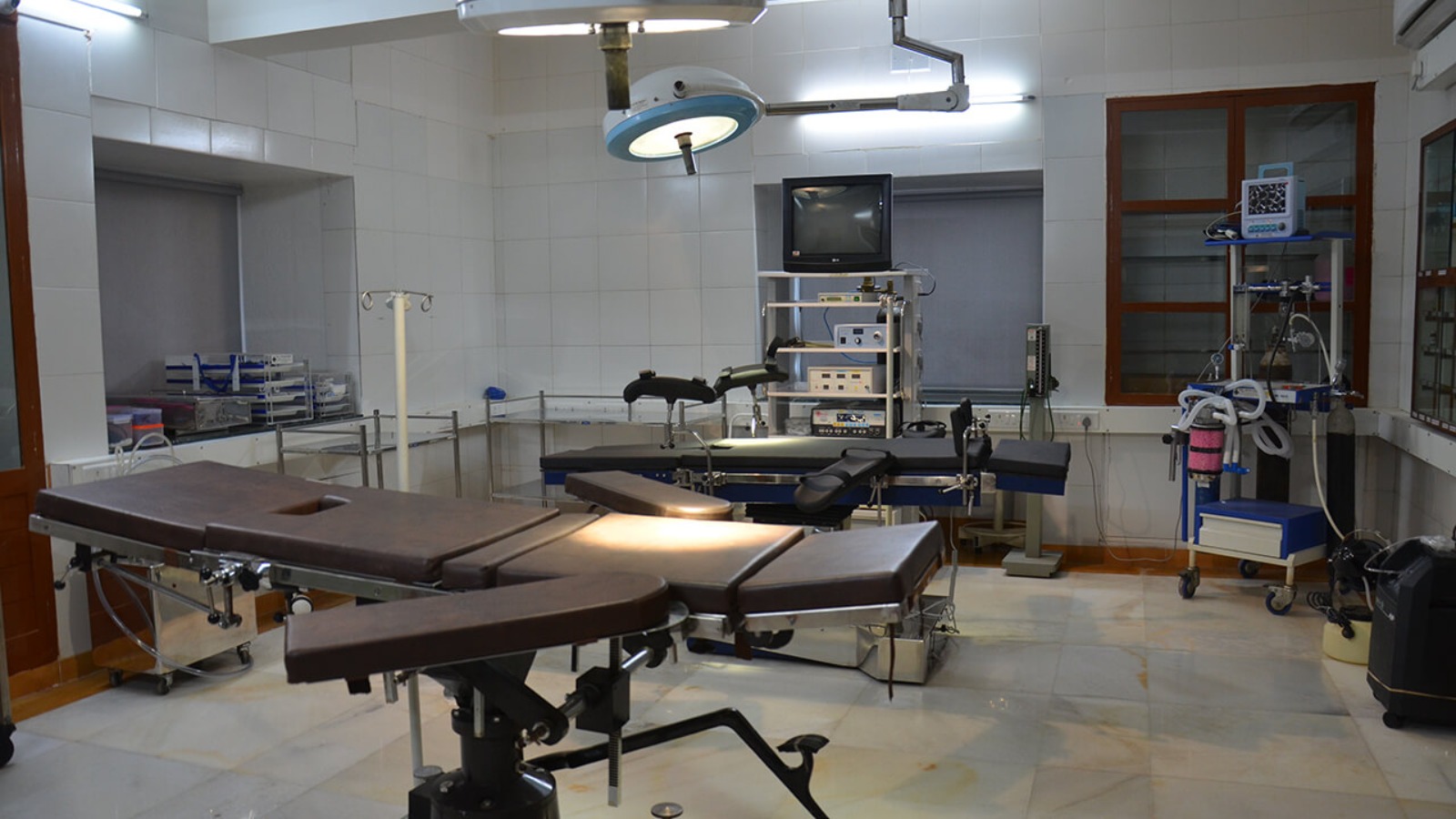 SHANTAM MATERNITY & LAPROSCOPY HOSPITAL , PRAYOSHA 3D - 4D SONOGRAPHY CENTER.