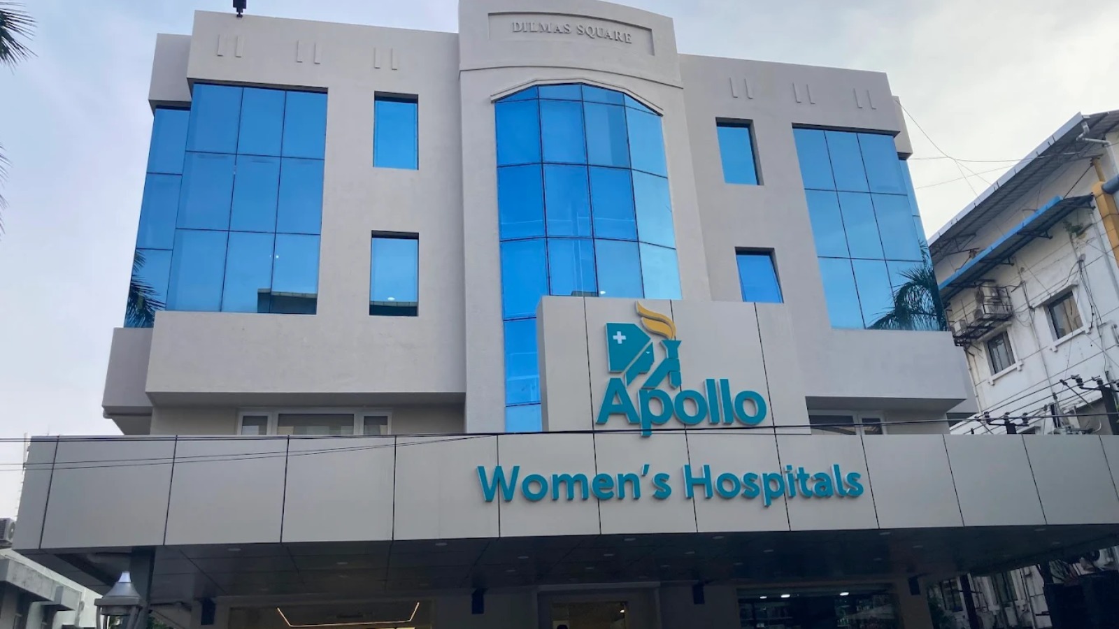 Apollo Women's Hospital
